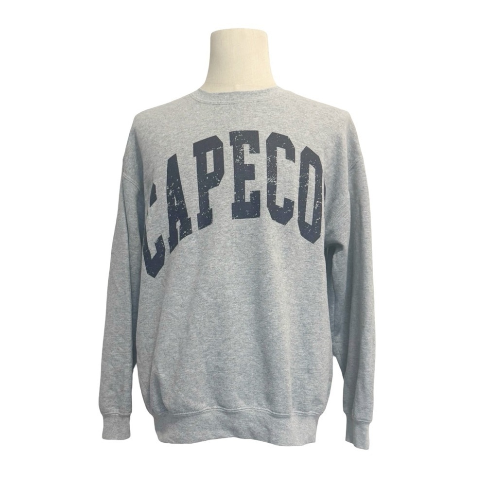 Sweet Claire Women’s Heather Gray Crewneck Sweater. Size S/M